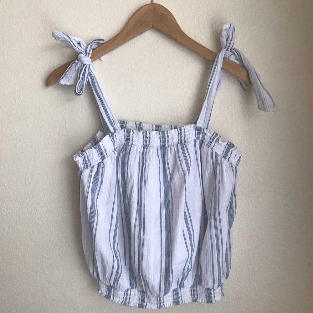 Cute beachy top